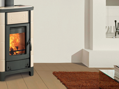 FUOCONATURALE.IT TERMOSTUFA A LEGNA THERMOROSSI ARDHEA EVO5 MAIOLICA 15.1 KW